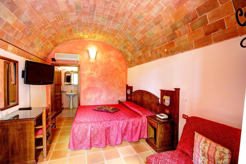 Hotel Residence Villa Rioddi Вольтерра Екстер'єр фото