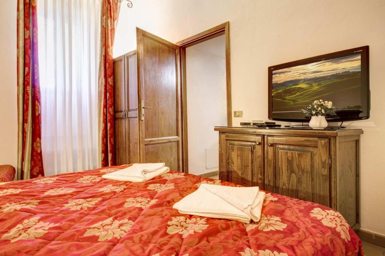 Hotel Residence Villa Rioddi Вольтерра Екстер'єр фото